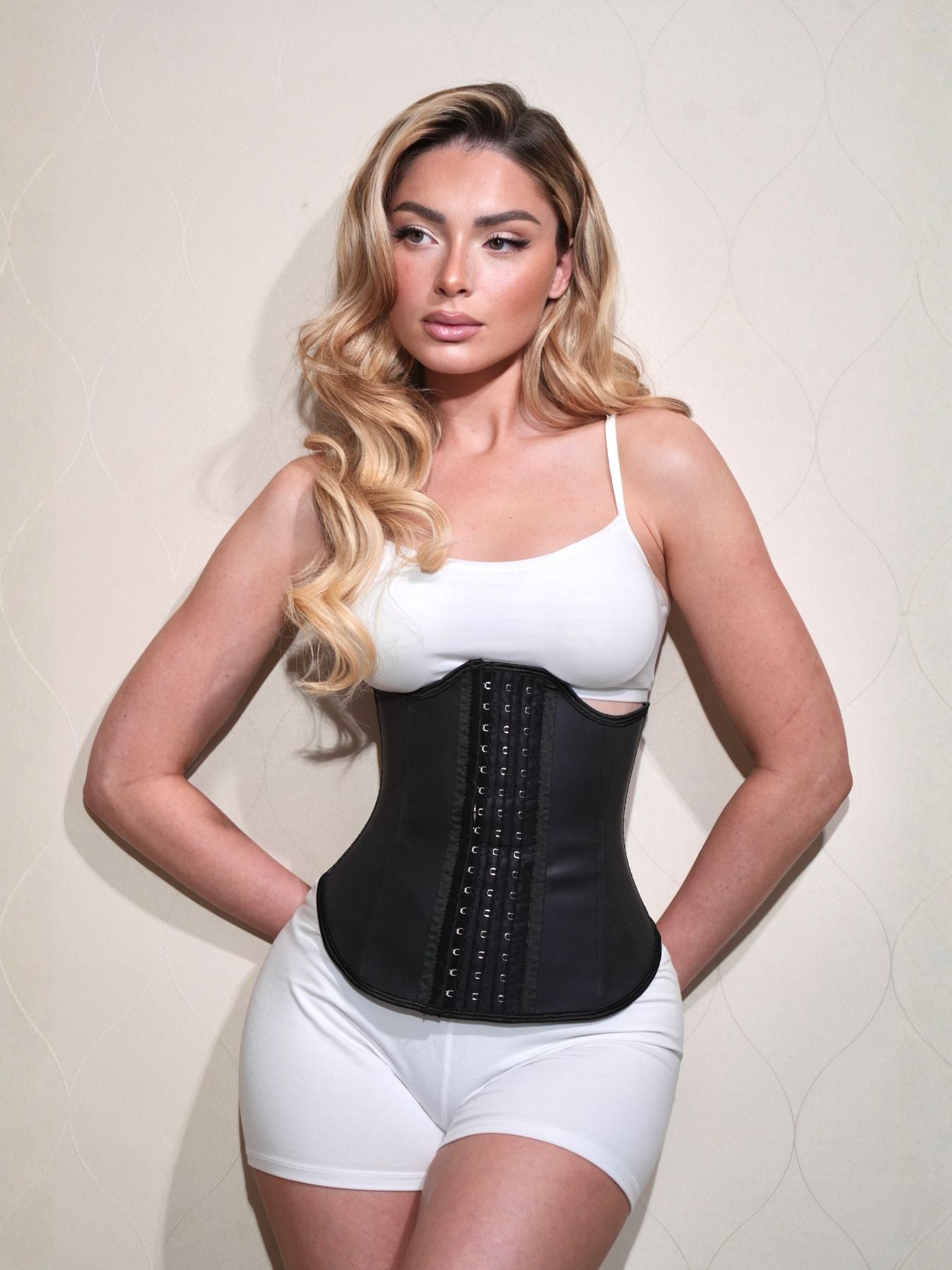 Gaine Latex Amincissante 3 Rangées de Crochets – Ventre Plat & Taille Fine
